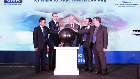 Ngân hàng Liên doanh Việt - Nga tổ chức kỷ niệm 10 năm thành lập